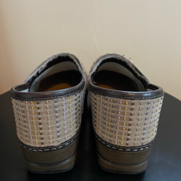 Womens Dansko shoes - Picture 3 of 5